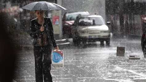 Meteoroloji İstanbul için uyardı: Kuvvetli sağanak bekleniyor